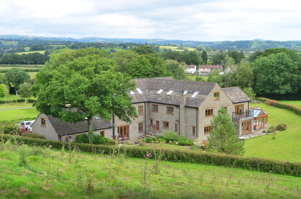 Llwyn Helyg Country House Pensionat Carmarthen Eksteriør billede